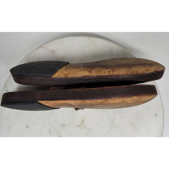 VTG Calleen Cordero Leather Flip Flops Womens 11 Brown Thong Sandals Boho - Picture 8 of 16